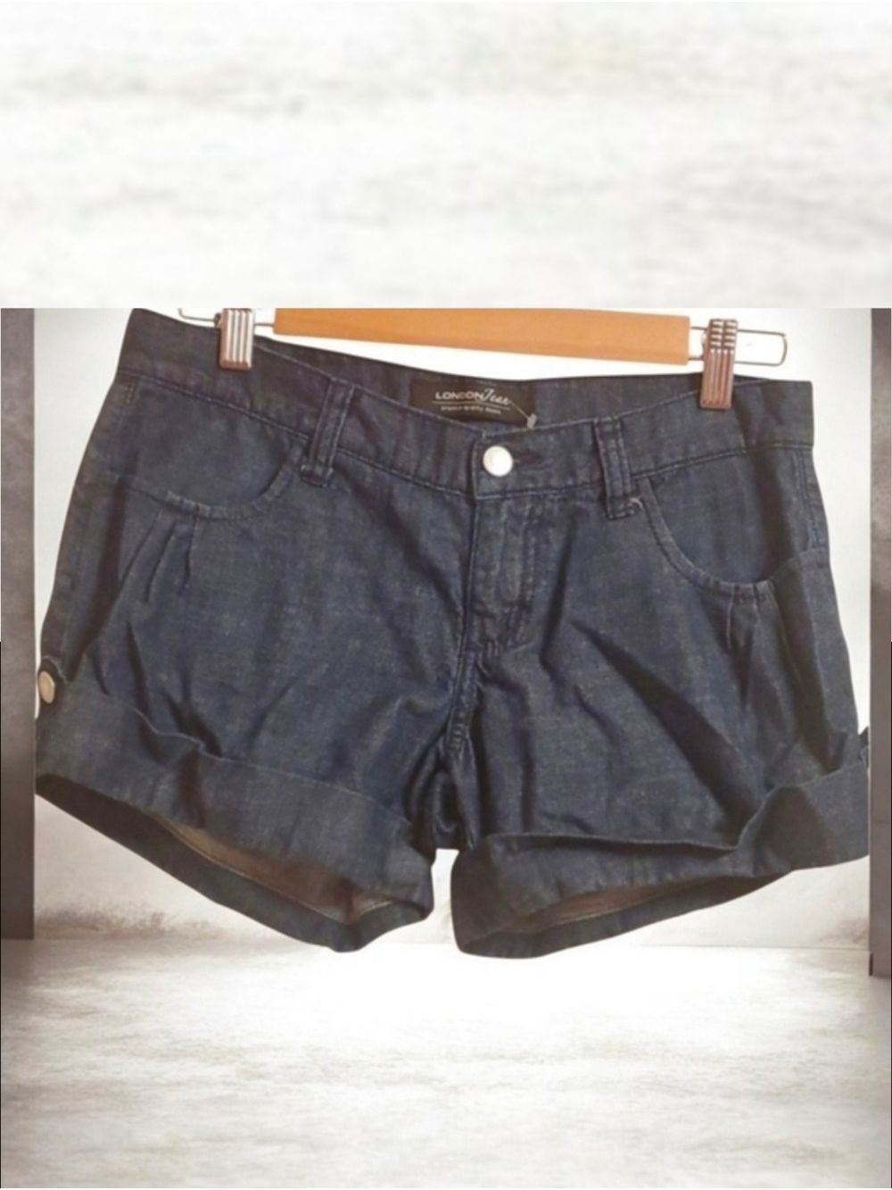 Londonjean Shorts Womens Size 6 Blue‎ Denim Jean Shorts Distressed 100% Cotton